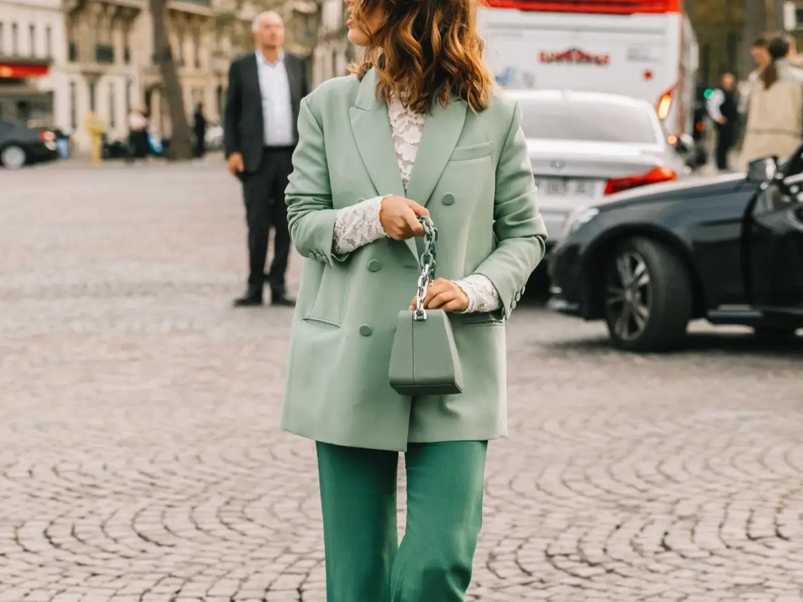 Verde pistacho: el color que no solo se come, ¡se viste!