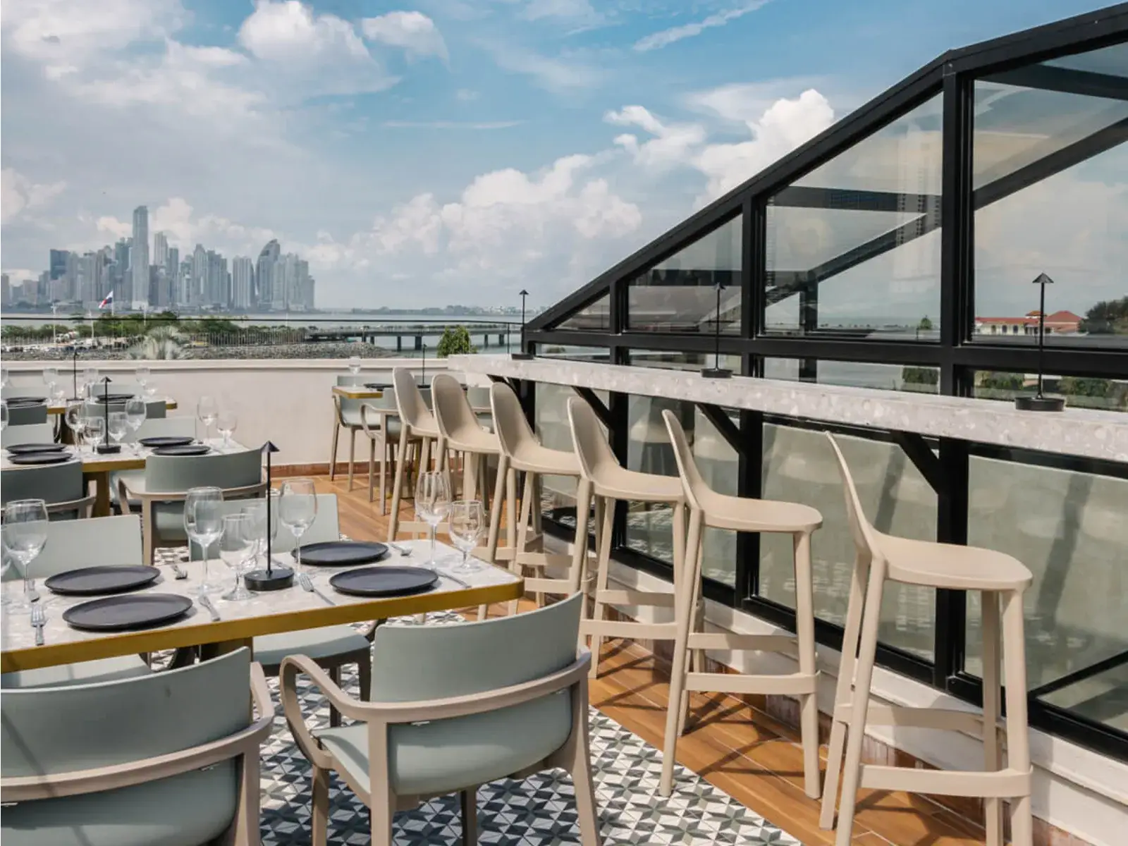 Lazotea Rooftop By Jorge Rausch
