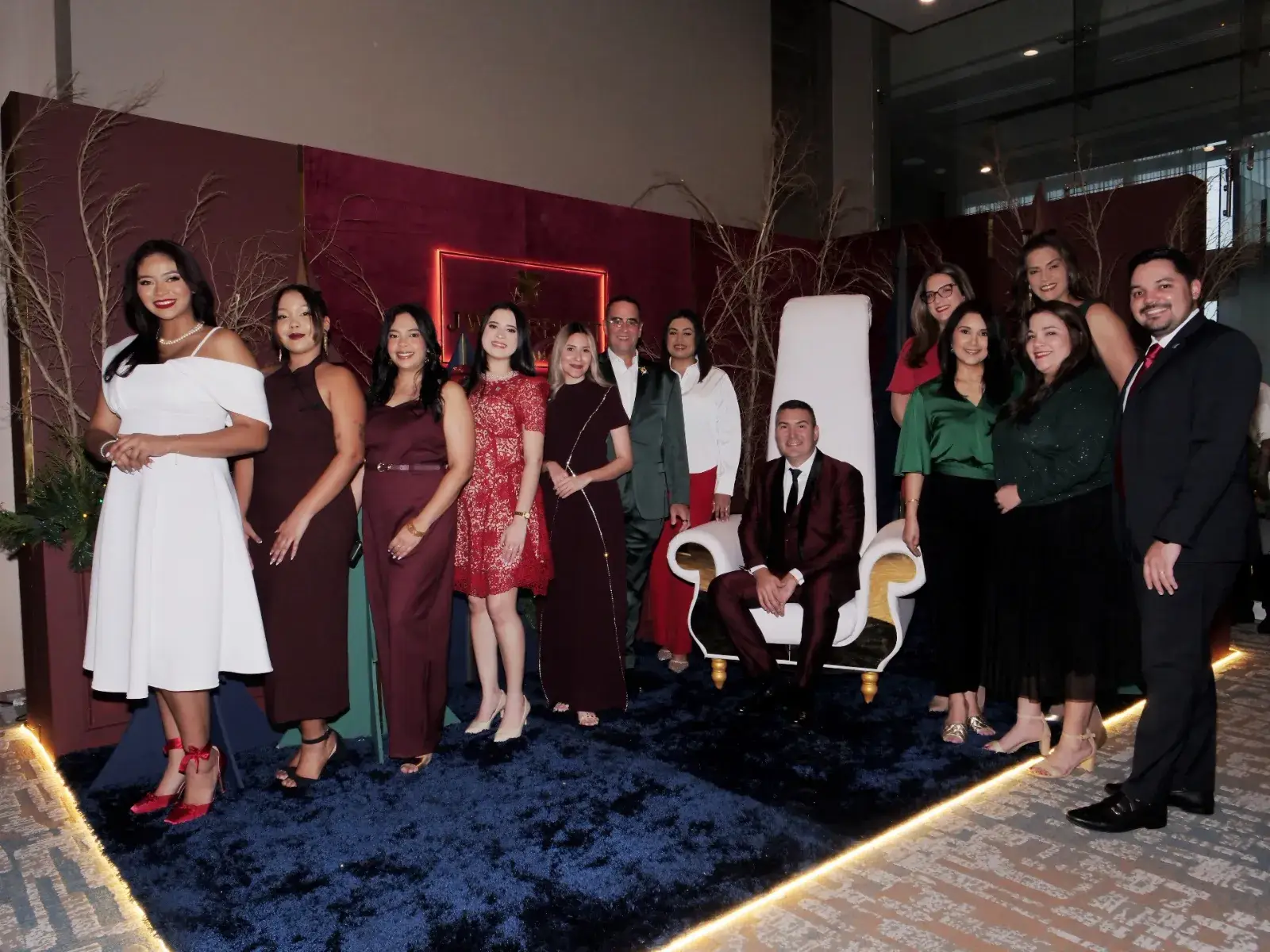 JW Marriott Panamá inaugura Vista Pacífica y presenta “Forest of Lights”, su propuesta para fin de año.