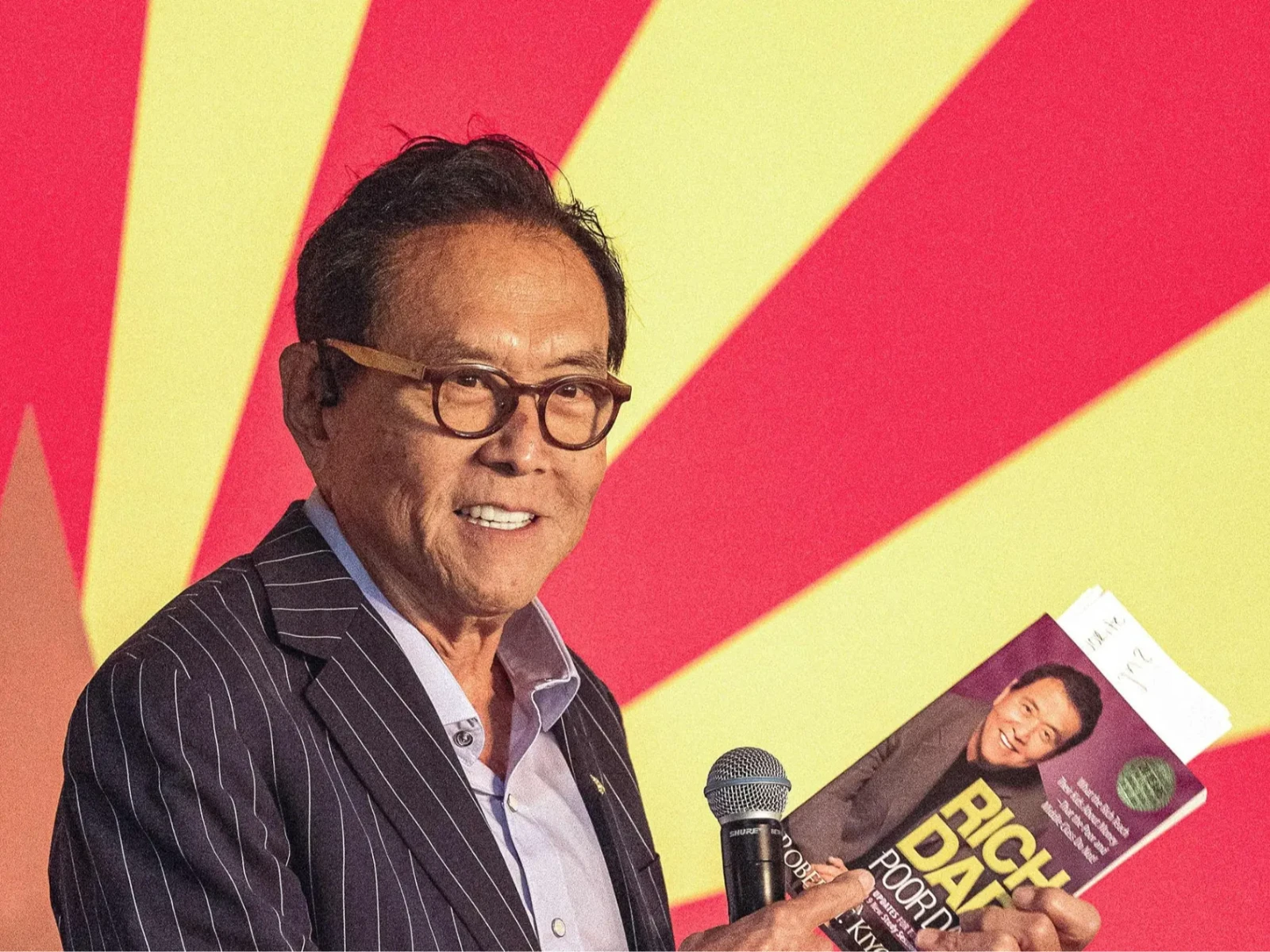 ROBERT KIYOSAKI DEFIENDE UNA DEUDA DE US$1.200 MILLONES COMO PARTE DE SU ESTRATEGIA FINANCIERA