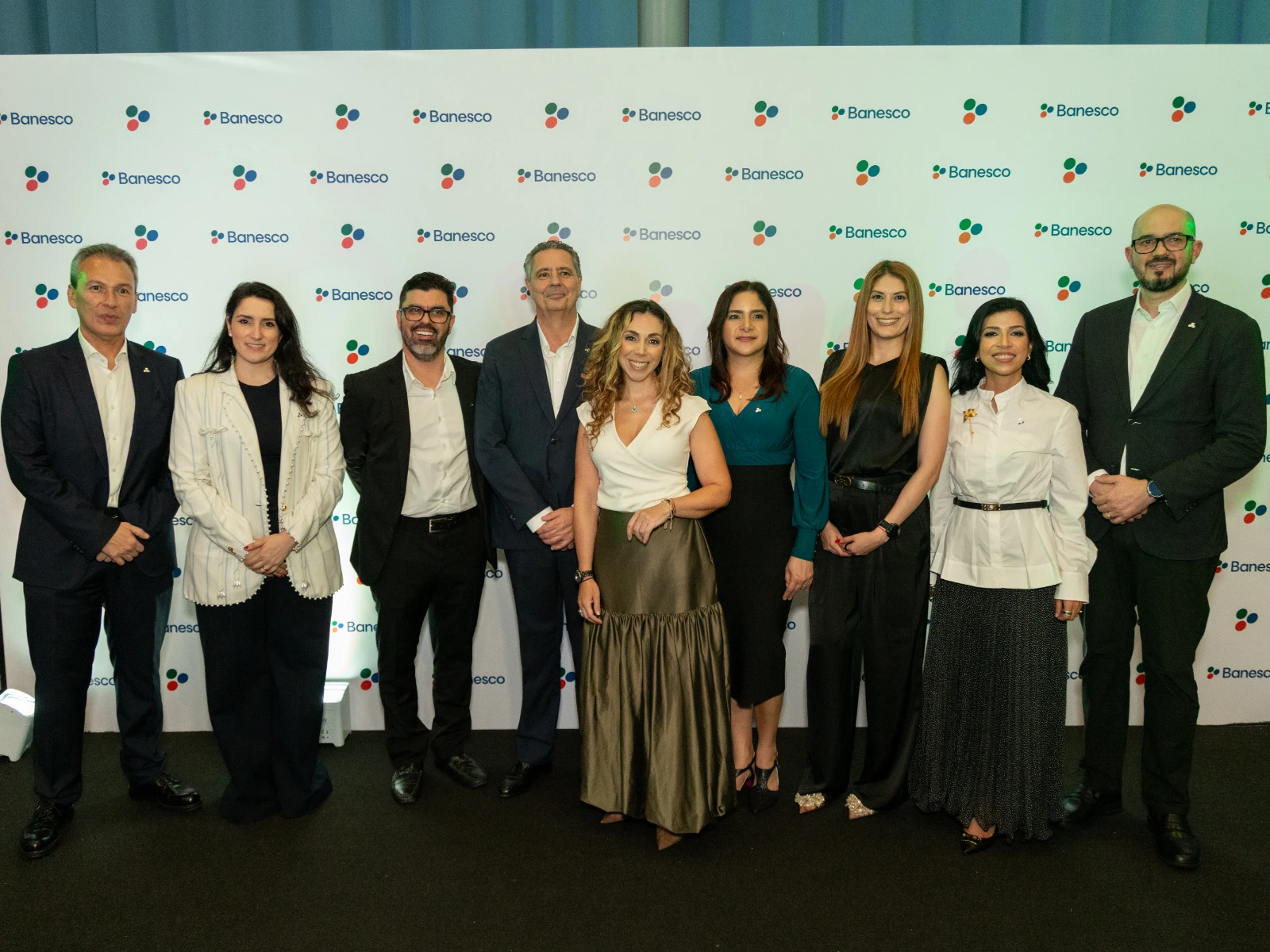 BANESCO PANAMÁ Renueva su imagen y conserva su esencia.