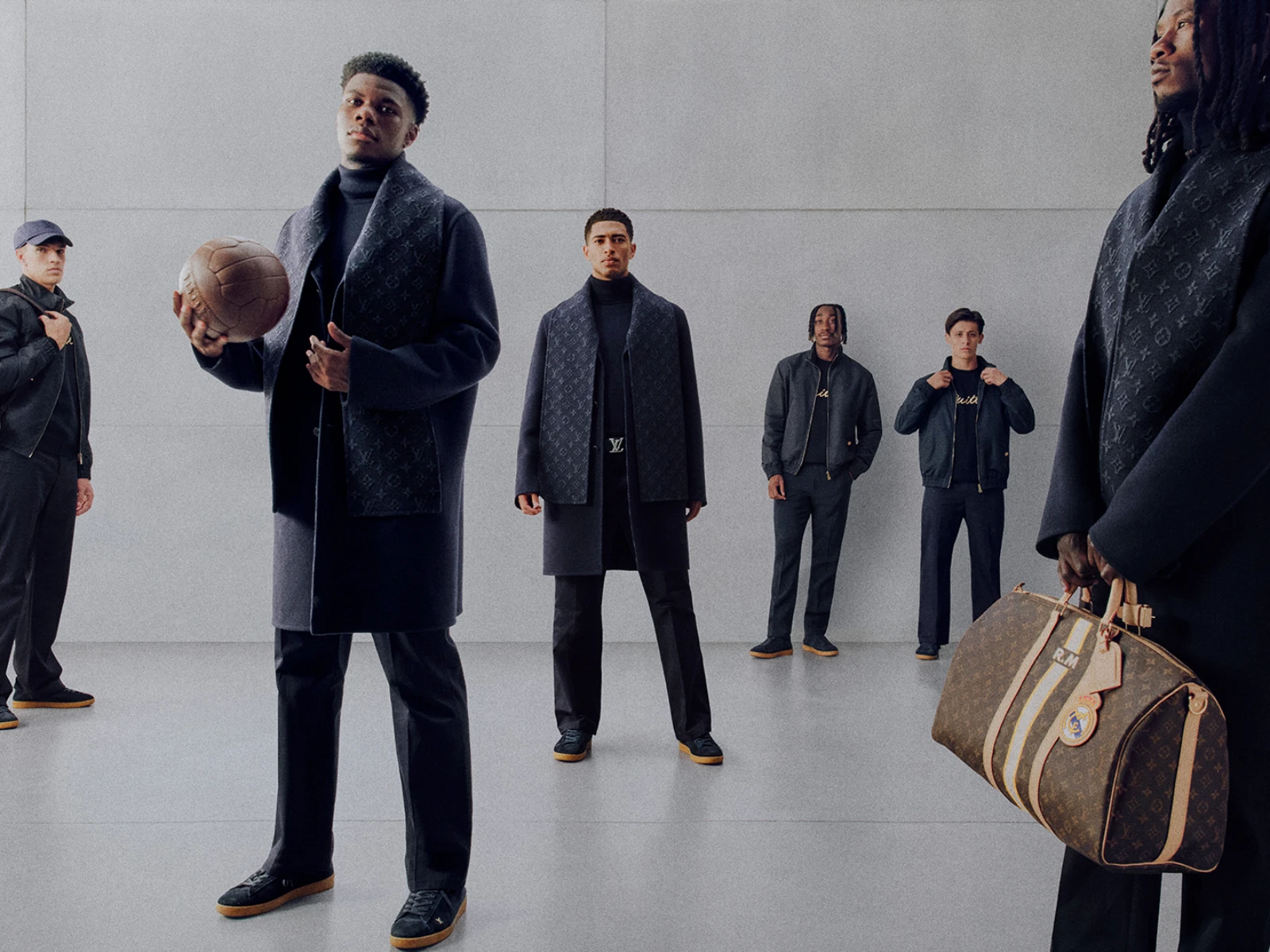 Louis Vuitton, Socio Oficial del Real Madrid, presenta nuevas creaciones de Formal Wear y Formal Travel para los equipos de fútbol masculino y femenino, así como para el equipo masculino de basketball