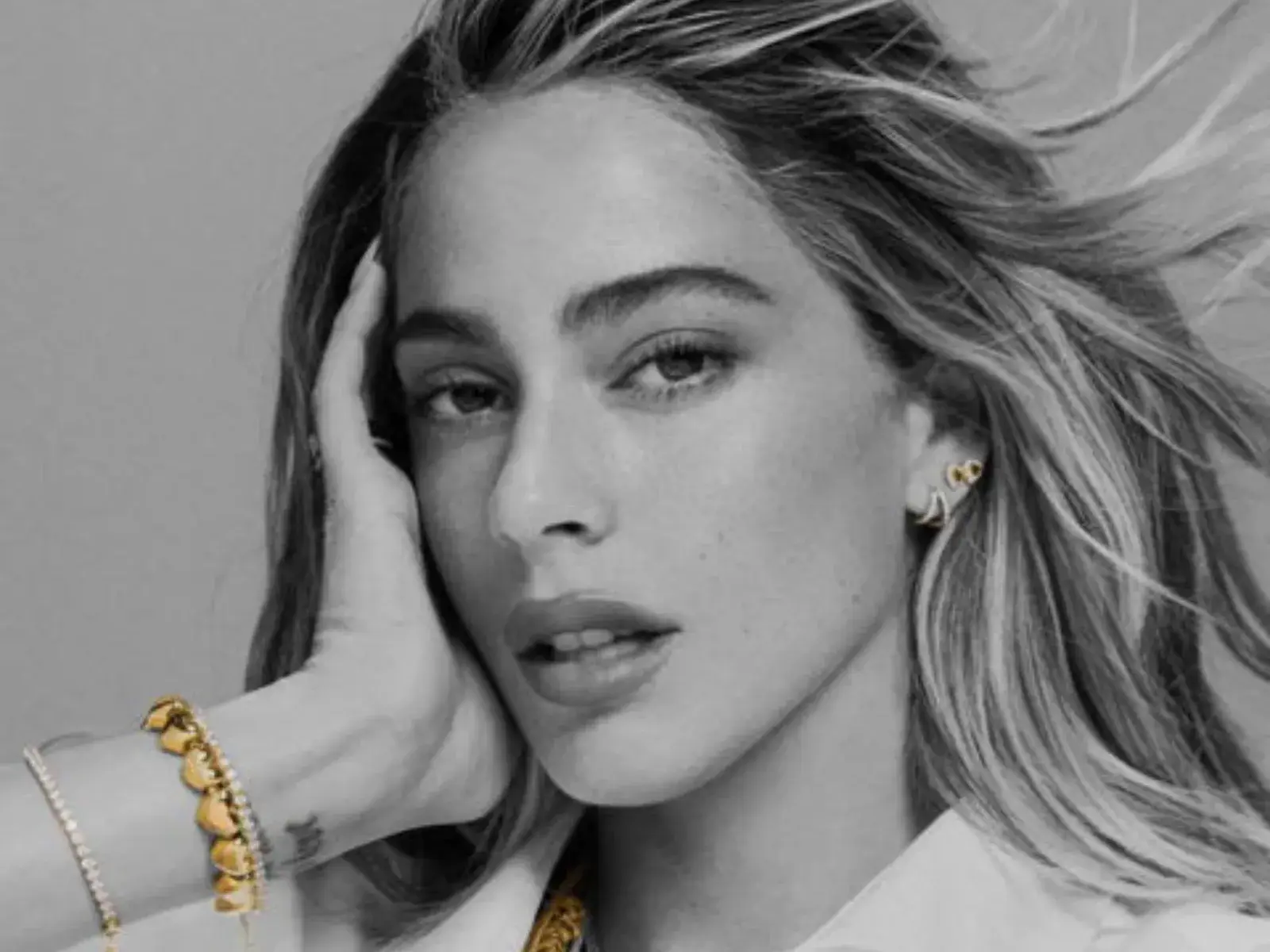 TINI STOESSEL SE UNE A PANDORA COMO NUEVA EMBAJADORA DE MARCA