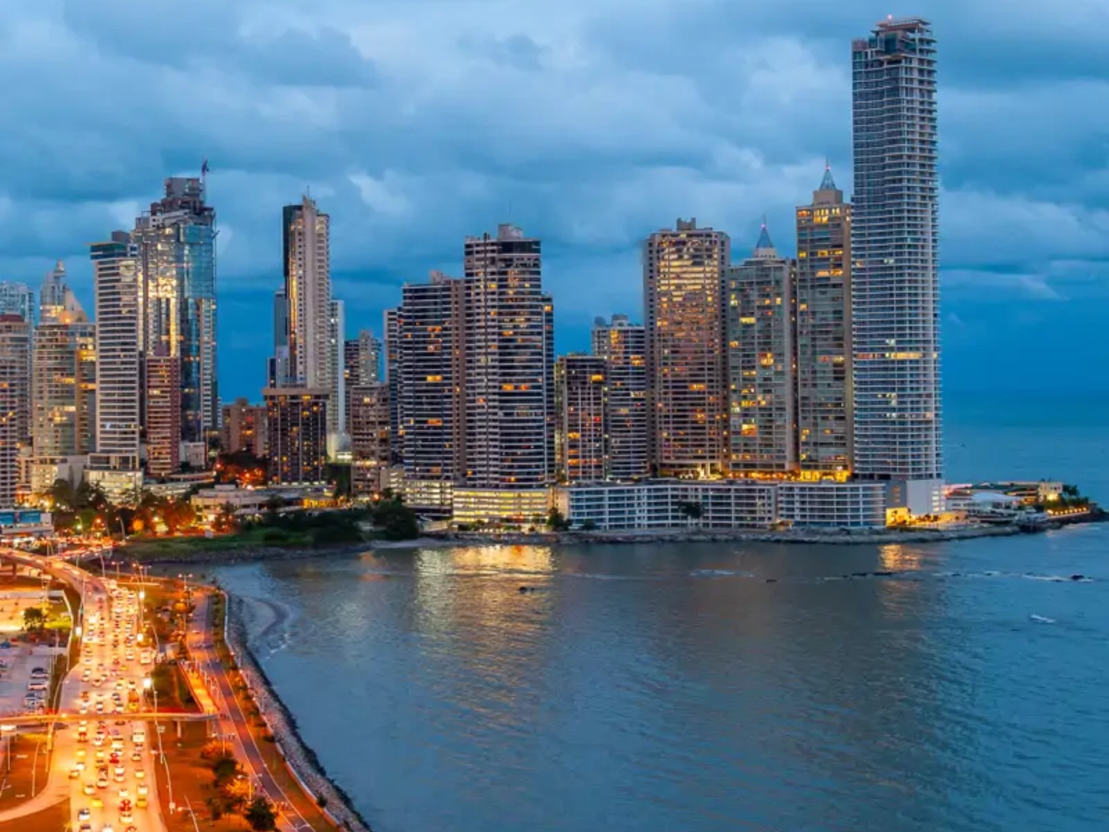 PANAMÁ PAUSA LA PROPUESTA DEL 7% PARA SERVICIOS DIGITALES